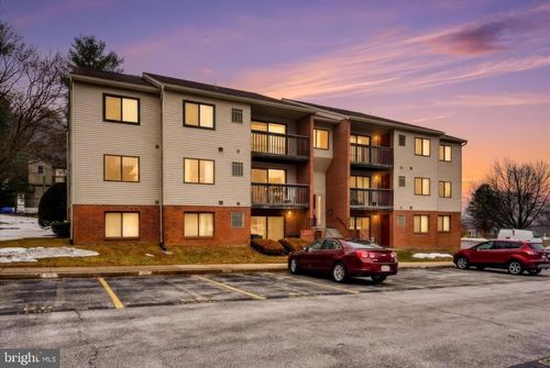 unit-2a-4240 Crystal Ct, HAMPSTEAD, MD, 21074-3195 | Card Image