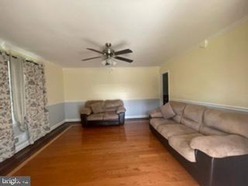 1701 Edmunds St, Lynchburg, VA, 24501-4017 | Card Image