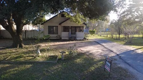 1406 Leaman Ave, Rosenberg, TX, 77471-5033 | Card Image