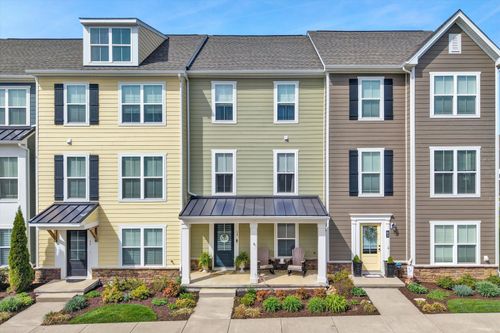 59 Broad St, Daleville, VA, 24083-1117 | Card Image