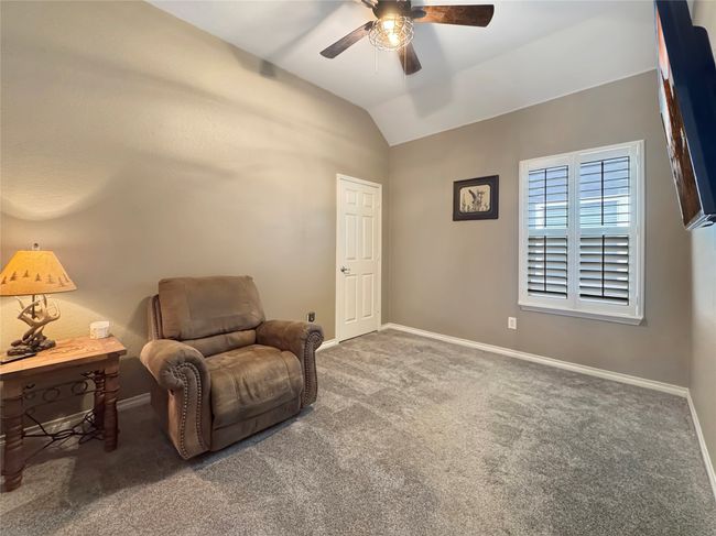 1812 Azalea Dr, House other with 3 bedrooms, 2 bathrooms and null parking in Savannah TX | Image 15