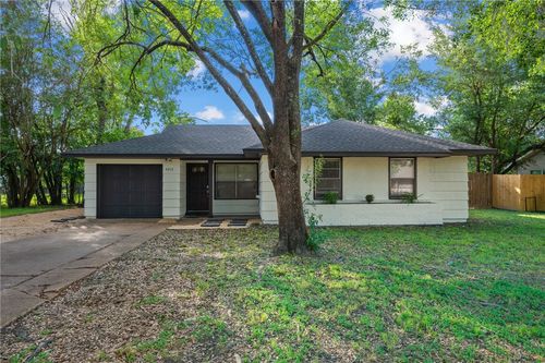 4212 Carter Creek Pkwy, Bryan, TX, 77802-4205 | Card Image