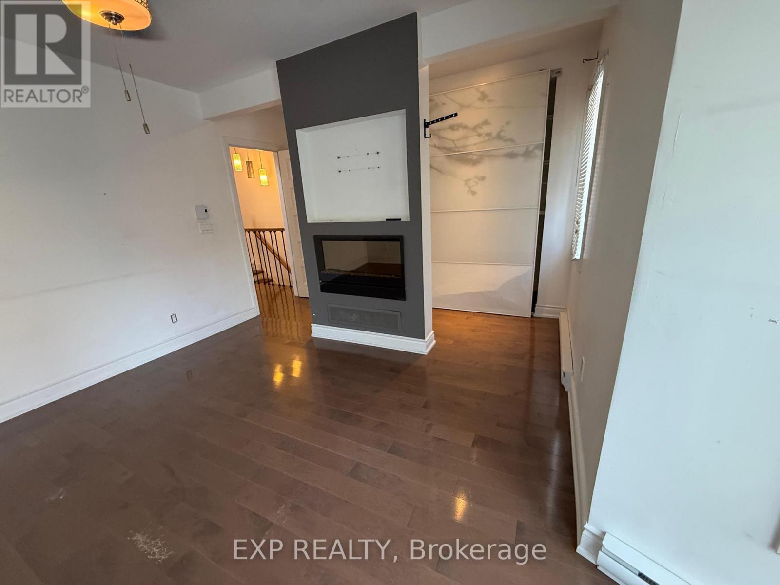 Residential Lease in Toronto (Roncesvalles) 4