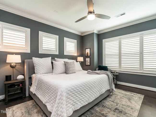 020-1280x960-primary-bedroom | Image 20