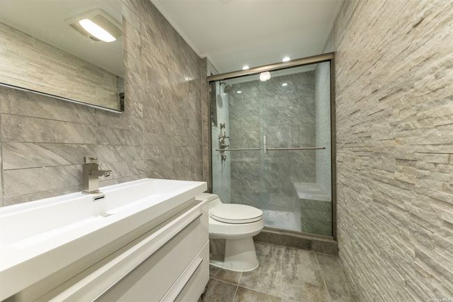 Updated Full Bathroom | Image 8