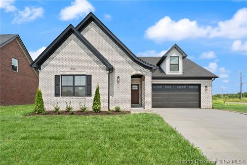 8140 Farming Way, Charlestown, IN, 47111-7804 | Card Image