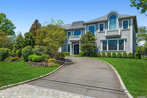 302 Hewlett Neck Rd, Woodmere, NY, 11598-1407 | Card Image