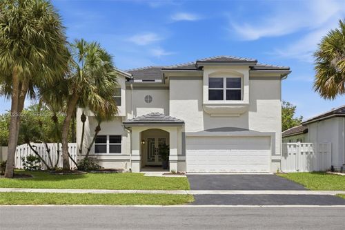 2 Gables Blvd, Weston, FL, 33326-2592 | Card Image