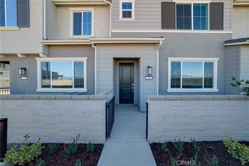 unit-101-3560 S Eichler Paseo, Ontario, CA, 91761-3265 | Card Image