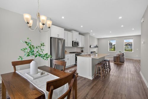 b-8658 London Cir Ne, Blaine, MN, 55449-7426 | Card Image