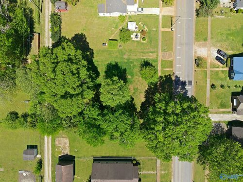 209 Memorial Dr Nw, Decatur, AL, 35601-2265 | Card Image