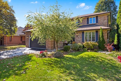 24 Testa Rd, Uxbridge, ON, L9P1M2 | Card Image