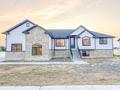 599 S 1325 W, Marriott Slaterville, UT, 84404-5190 | Card Image