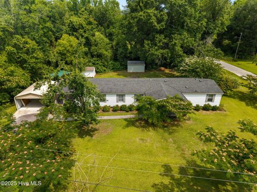 291 Meadow Ln, Burgaw, NC, 28425-3044 | Card Image
