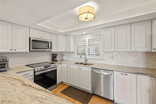 apt-404-4140 Steamboat Bnd E, FORT MYERS, FL, 33919-4550 | Card Image