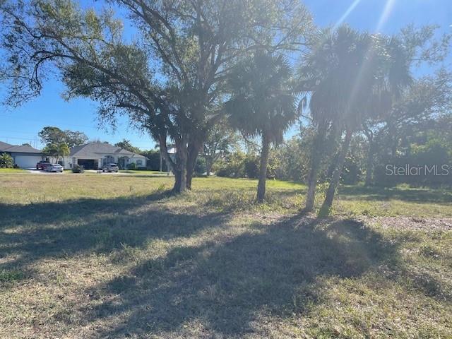 Land in ROTONDA WEST 2