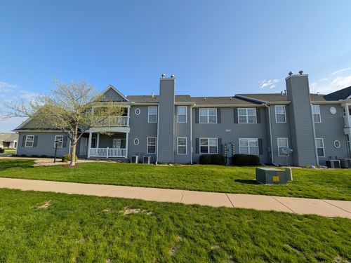 101-3020 E Stillwater Lndg, Urbana, IL, 61802-7178 | Card Image