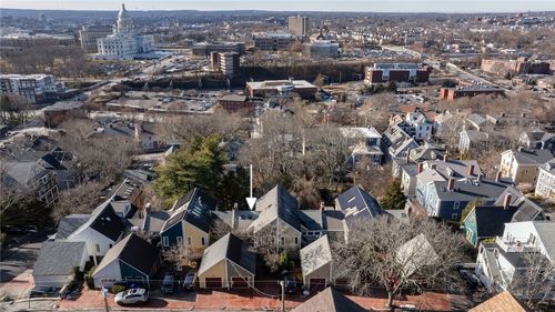 37 Pratt Street, Providence, RI, 02906 | Card Image