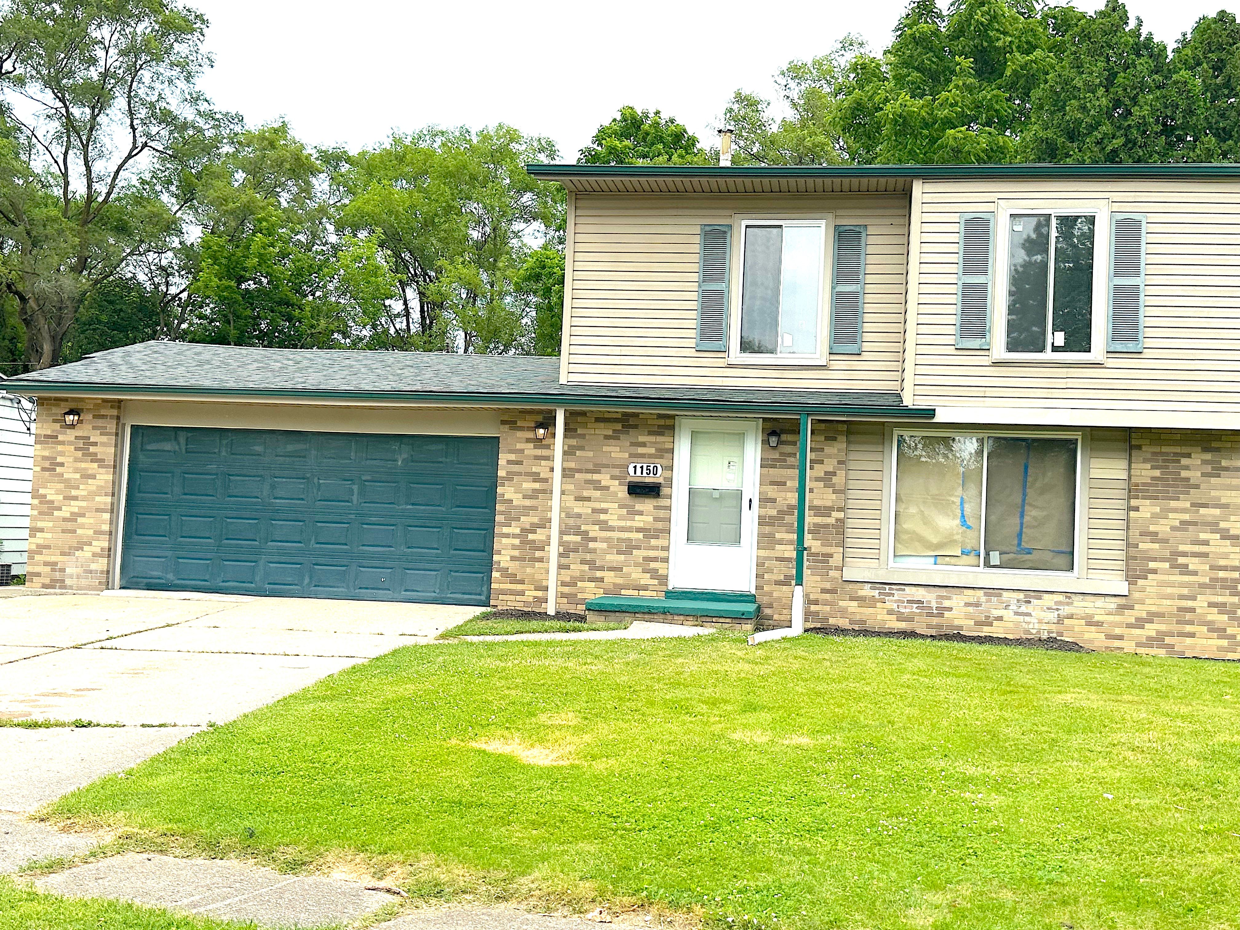 Orange Blossom Dr, Mount Morris, MI 48458