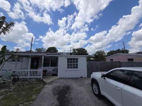 2881 Ne 12th Ter, Pompano Beach, FL, 33064-6801 | Card Image