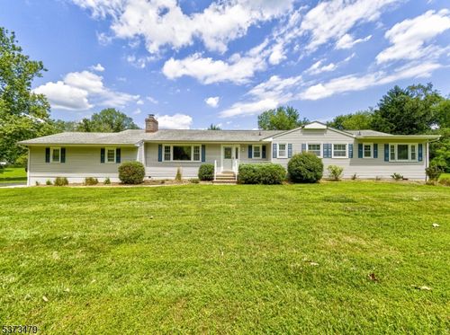 1 Shady Ln, Flemington, NJ, 08822-3316 | Card Image