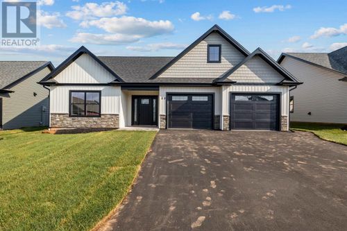 89 Holmes Lane, Charlottetown, PE, C1C0V3 | Card Image