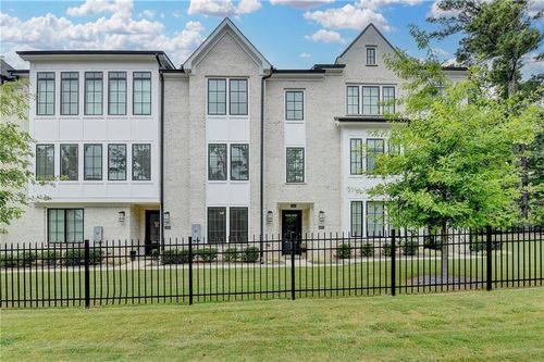 6892 Roswell Rd, Sandy Springs, GA, 30328-2402 | Card Image