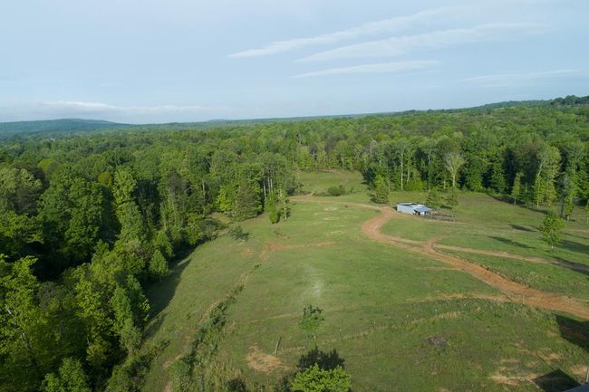 40.46AC Barker Cove Loop, Home with 1 bedrooms, 1 bathrooms and null parking in Palmer TN | Image 22