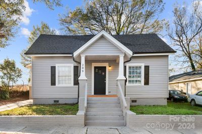 209 Pryor Street, Home with 4 bedrooms, 2 bathrooms and null parking in Gastonia NC | Image 1