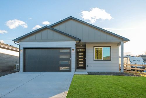 18616 E Riverway Ave, Spokane Valley, WA, 99016-8543 | Card Image