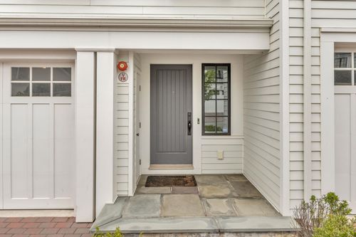 5 Primrose Ln, Port Chester, NY, 10573-1424 | Card Image