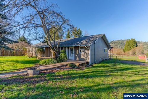 38159 Weirich Dr, Lebanon, OR, 97355-8908 | Card Image