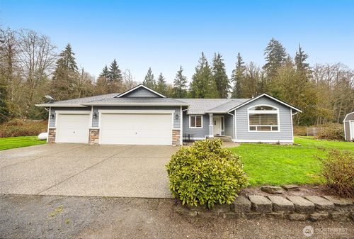 16617 Jim Creek Rd, Arlington, WA, 98223-4827 | Card Image