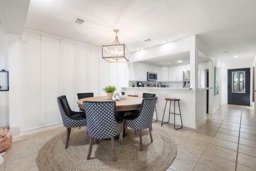 807 Paradise Ln, Montgomery, TX, 77356-5770 | Card Image