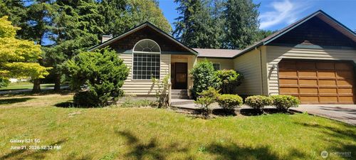 2817 Huckleberry Ln, Camano Island, WA, 98282-8213 | Card Image