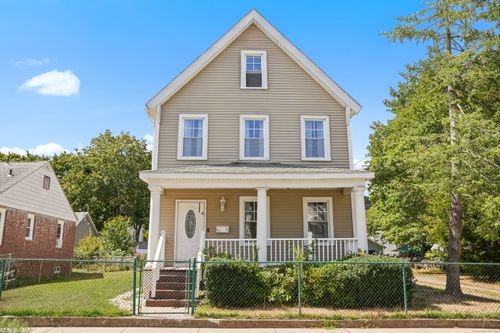 22 Webb St, Hamden, CT, 06517-3923 | Card Image