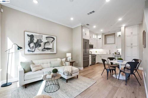 10-80 Woodbury Highlands Pl, Lafayette, CA, 94549-4461 | Card Image