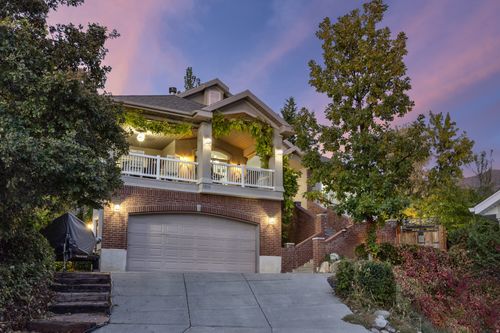 1934 N Horseman, Layton, UT, 84040-2318 | Card Image