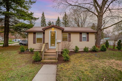 510 E Tyrell St, Saint Louis, MI, 48880-1955 | Card Image