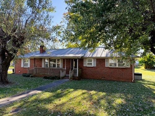 108 Black St, McMinnville, TN, 37110-3308 | Card Image