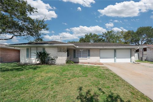 917 Brock Dr, Corpus Christi, TX, 78412-3341 | Card Image