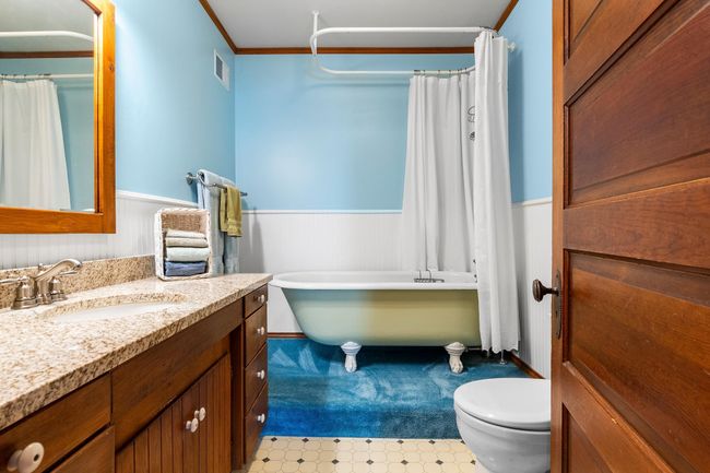 Full Bathroom | Image 39