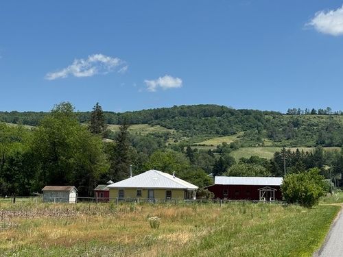 3592 Weidrick Rd, Wellsville, NY, 14895-9403 | Card Image