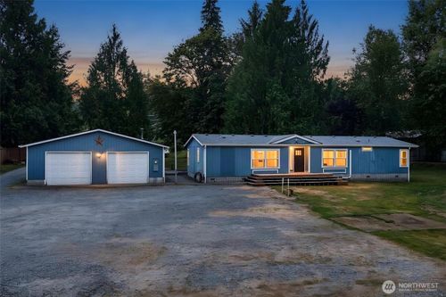 6606 137th Dr Ne, Lake Stevens, WA, 98258-9695 | Card Image