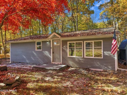 117 Dogwood Rd, Dingmans Ferry, PA, 18328-4213 | Card Image