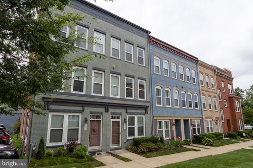 8941 Quarry Rd, Manassas, VA, 20110-5160 | Card Image