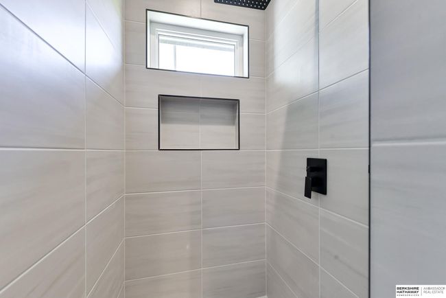 11106 N 161 St St, House other with 5 bedrooms, 3 bathrooms and 3 parking in Bennington NE | Image 31