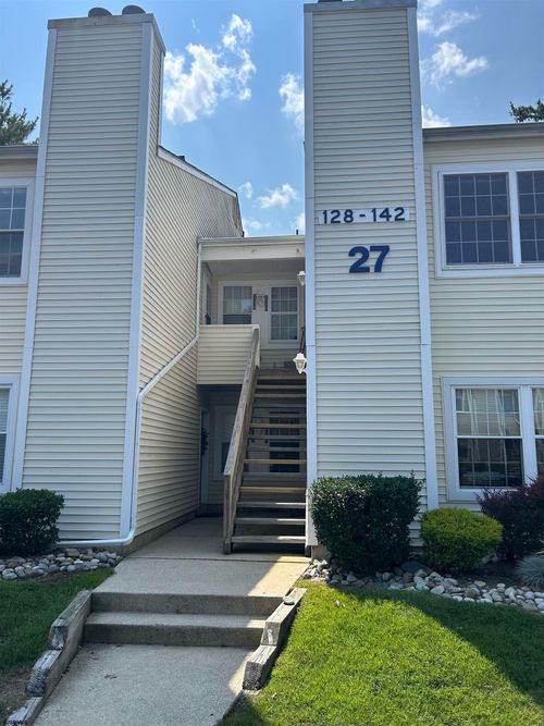 132 Driftwood Ct, Galloway, NJ, 08205-3219 | Card Image