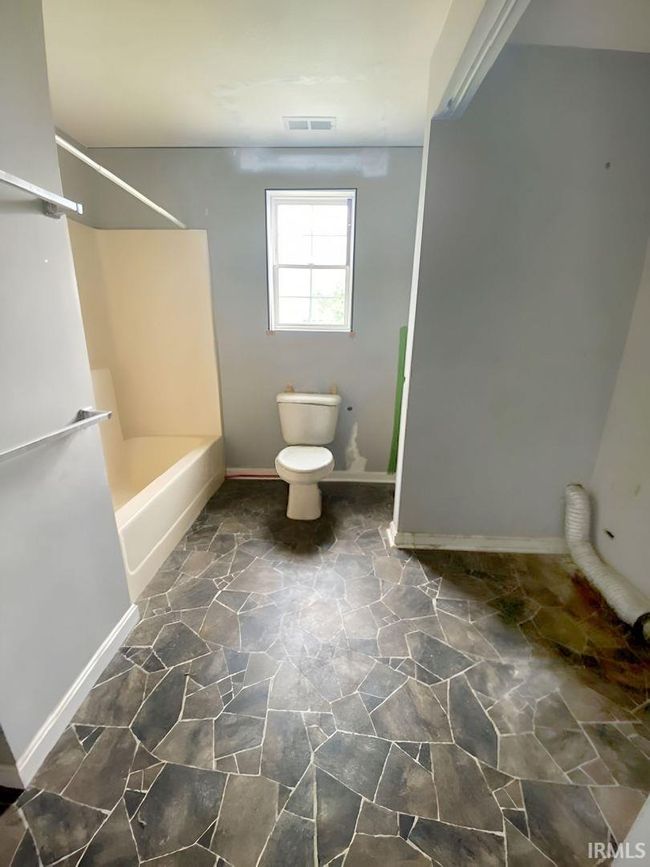 4117 N Walnut St, House other with 2 bedrooms, 2 bathrooms and null parking in Richland IN | Image 8