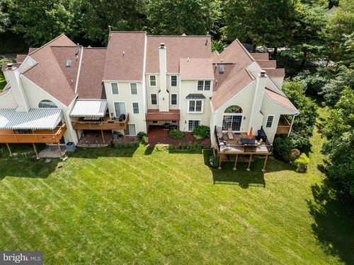 721 Kincaid Mills Ln, Wallingford, PA, 19086-6785 | Card Image
